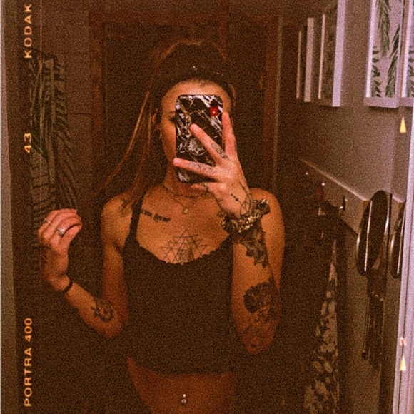 Meet your Posher, Payton - Picture 4 of 4